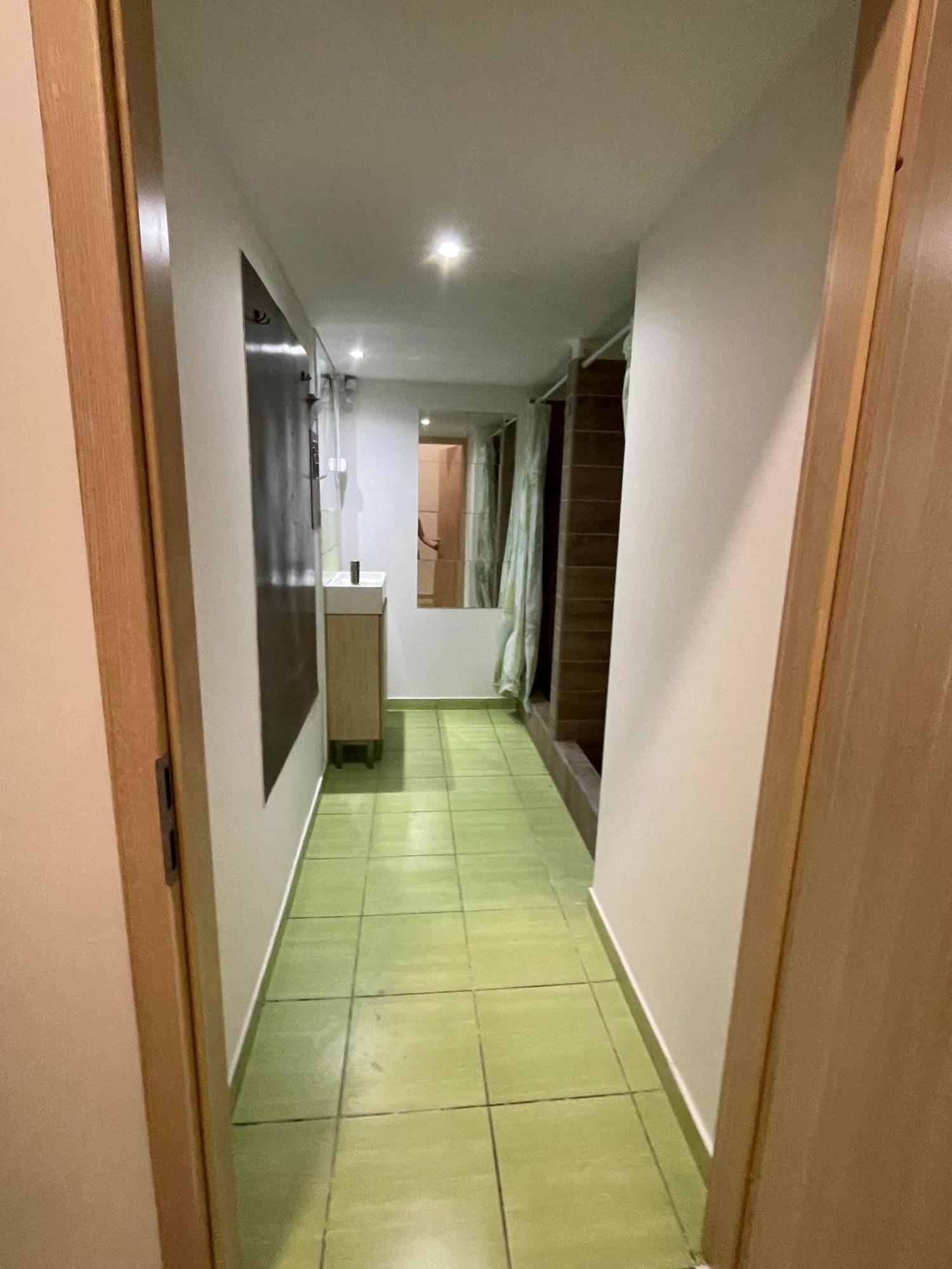 Nomad Rooms & Guesthouse Будапеща Екстериор снимка